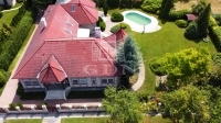 Eladó családi ház Győr, 454m2