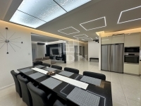 For sale family house Mogyoród, 216m2