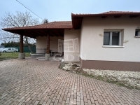 出卖 家庭别墅 Komárom, 100m2
