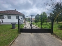 Kám Einfamilienhaus 0