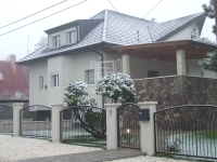 Verkauf einfamilienhaus Érd, 195m2