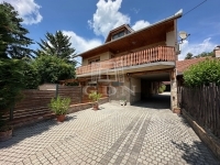 For sale family house Vác, 308m2